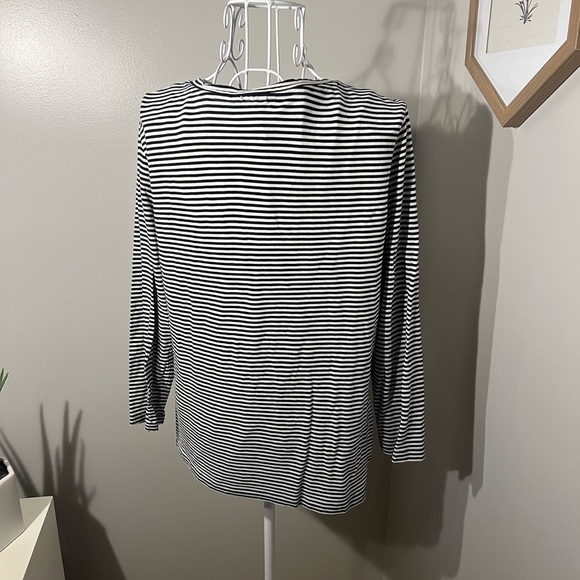 Talbots Black And White Stripe 3/4 Sleeve Jewel Button Front Scoop Neck Size L - Picture 5 of 5